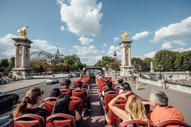 explory_Big_Bus_Paris[1]